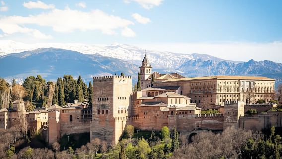 Alhambra-Tickets und geführte Kleingruppentour in Granada