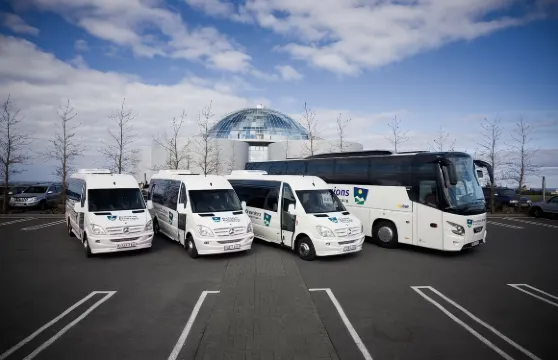 雷克雅未克：BSI巴士總站和凱夫拉維克國際機場(KEF)間的Flybus來回巴士票【隨買隨走／省時便捷】