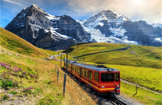 瑞士少女峰一日遊丨中文包車&上門接送+瑞士多城市來回可選