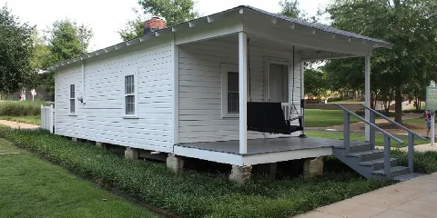 從孟菲斯出發的貓王童年故居一日遊