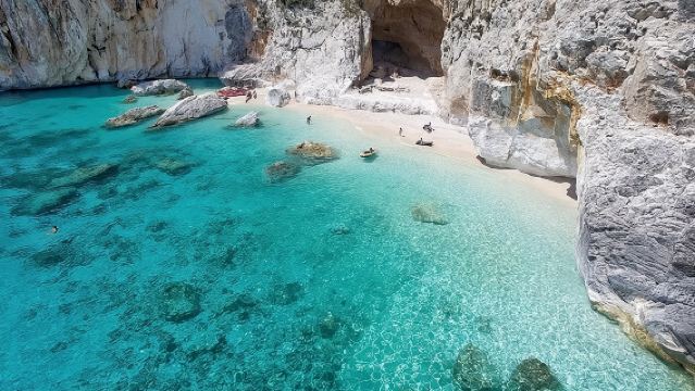 Tour along the coast of Baunei: a unique experience