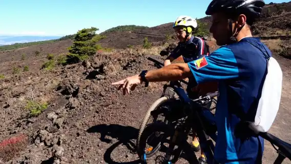 Mount Etna: Guided Mountain Bike Tour