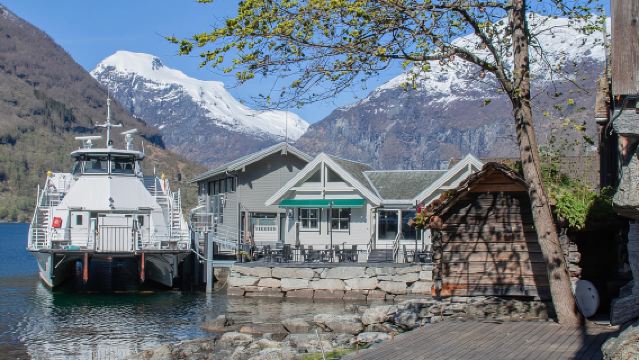 Geiranger-Hellesylt enkele reis per snelle catamaran