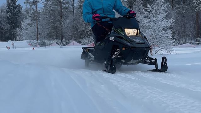 Sälen: Mini Snowmobile Adventure on Private Track