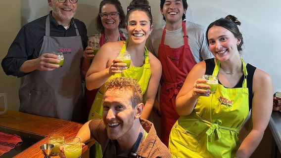 Mexican Cooking Class & Cocktails in Mexico City