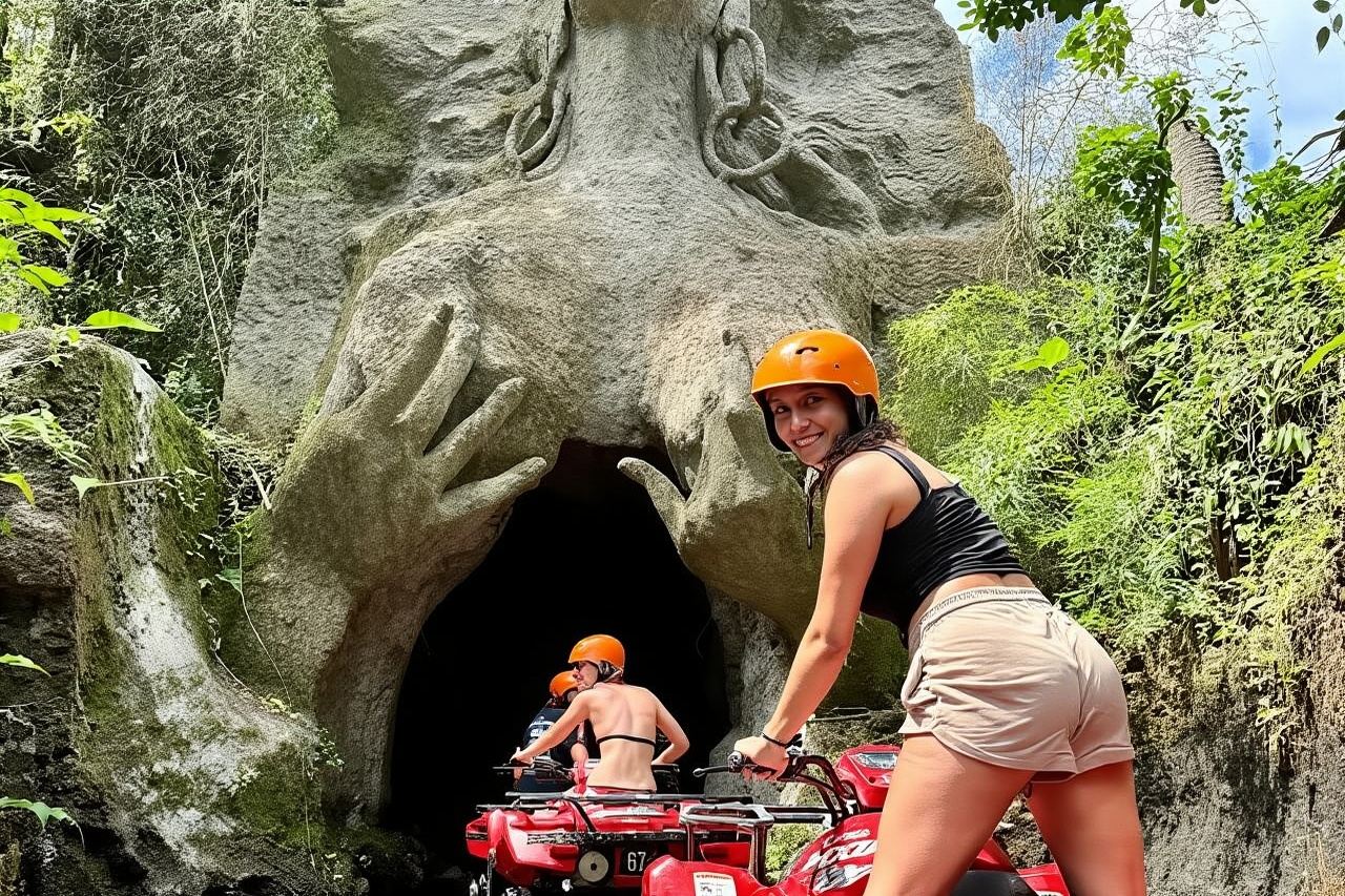 Excellence Bali ATV (Quad Bike), Wildwasser-Rafting mit Schaukel.