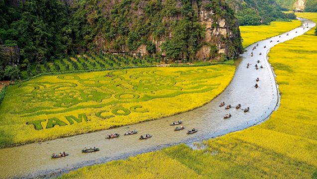 Πολυτελές Τουρ 1 Ημέρας στη Ninh Binh: Hoa Lu - Tam Coc - Σπήλαιο Mua με Μικρή Ομάδα & Ιδιωτικό Τουρ
