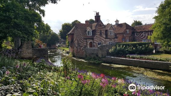 White Cliffs of Dover + Canterbury Cathedral + St. Martin's Church + Westgate Gardens