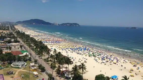 ทัวร์หาดซานโตสและกัวรูจา - 8 ชั่วโมง - รับที่เซาเปาโล