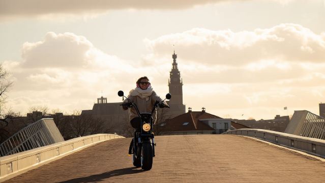 2 hours self driving Echopper tour in Nijmegen