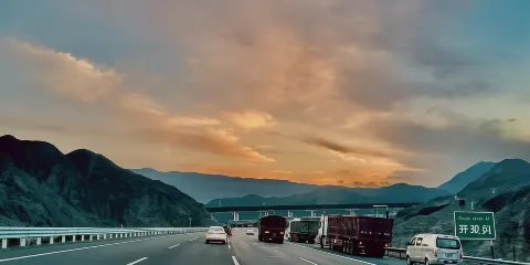 天山天池一日遊【精品包車遊,上門接送,一單一團,純玩無購物】