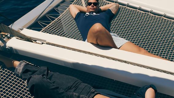 Nafplio: Du thuyền Catamaran kèm bữa ăn và đồ uống