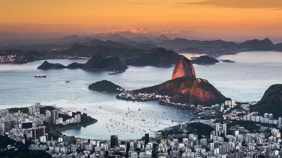 1-day tour in Rio de Janeiro, Brazil · Visit Christ the Redeemer + Sugarloaf Mountain (English)