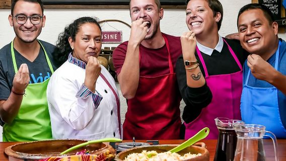 Authentischer guatemaltekischer Kochkurs in Antigua