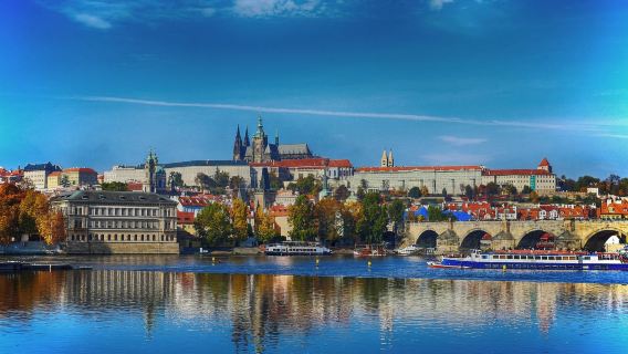 Prague Castle + Prague Old Town + Vltava River Cruise Half Day Tour