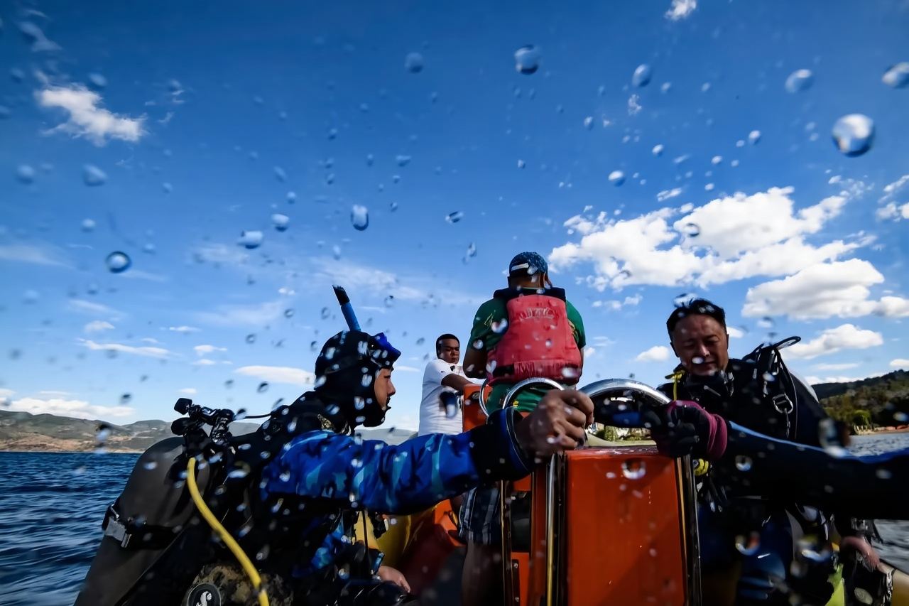 玉溪撫仙湖+零海拔潛水體驗潛水水肺潛水1小時【裝備齊全+專業教練帶潛+零基礎可體驗】