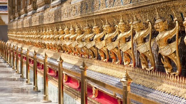 【卧佛寺】泰國曼谷大皇宮+玉佛寺+鄭王廟+湄南河一日遊