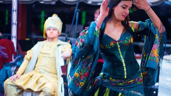 3 Hour Ottoman Dinner Cruise in Istanbul