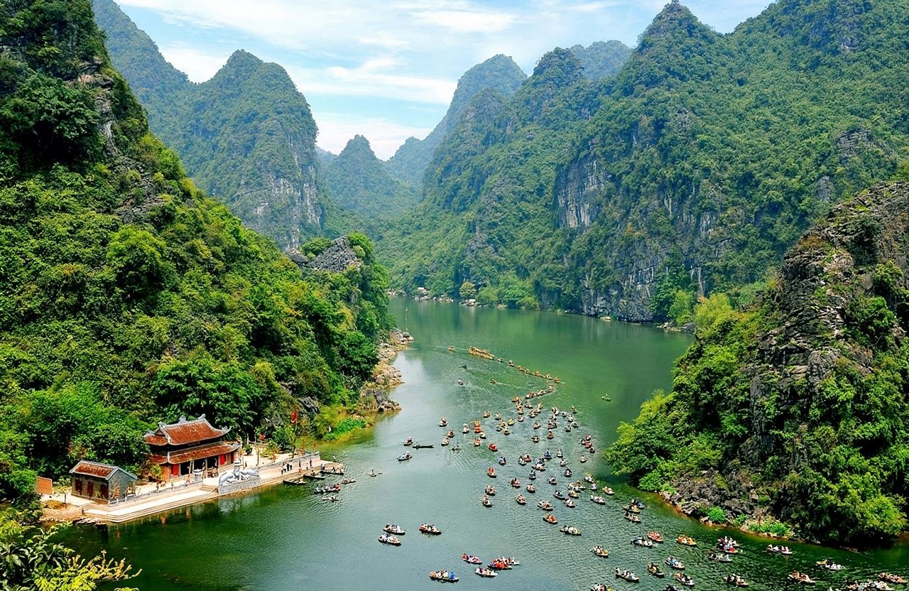 Tour 1 ngày tùy chọn Hà Nội Ninh Bình Phòng vé Bến thuyền Tràng An (Hoa Lư + du thuyền Tràng An/Tam Cốc + Mùa)