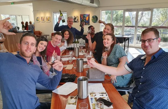 巴羅莎高級品酒之旅及午餐 每週7天出發