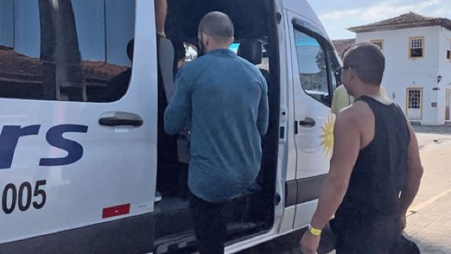 Von Paraty: Shuttle nach/von Abrãao Village auf Ilha Grande