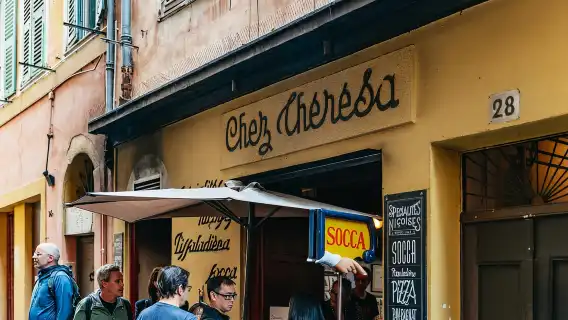 Nice: Sunset Food Tour with Full Meal and Wine