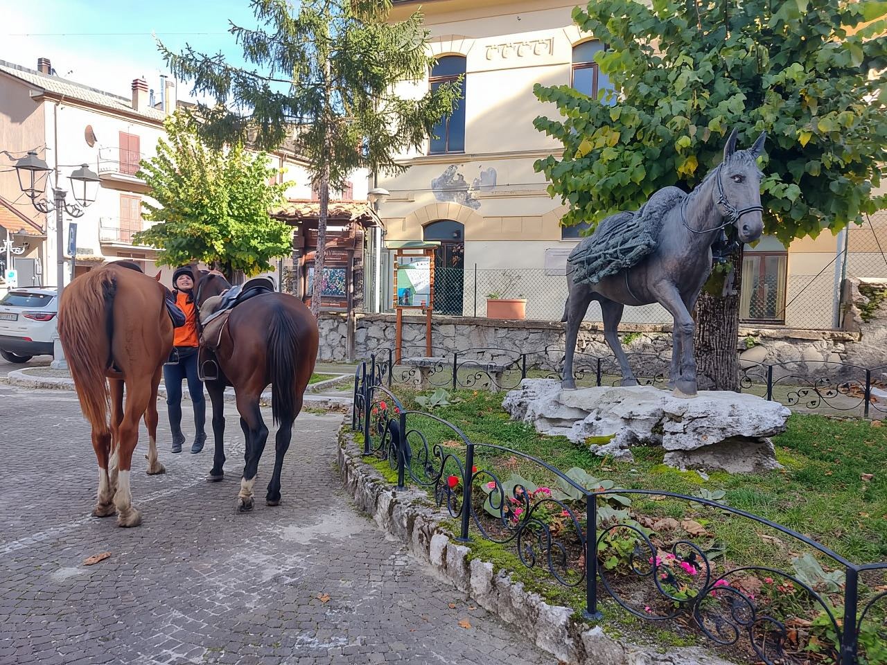 Abruzzo: Simbruini National Park Horseback Daily Adventure