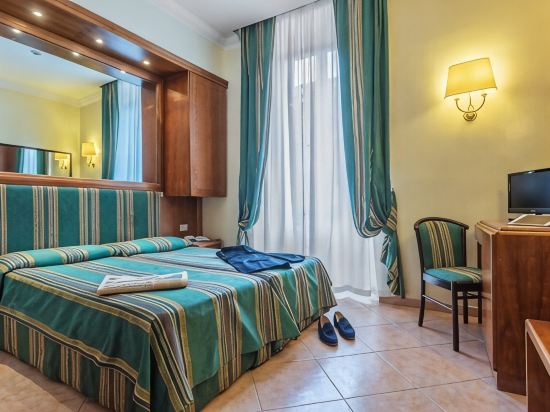 Raeli Hotel Lazio - Tap to explore photos