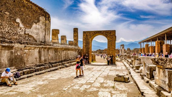 1-day tour to Pompeii + Mount Vesuvius in Italy|Admission Ticket + Pizza Lunch|Multiple Activities