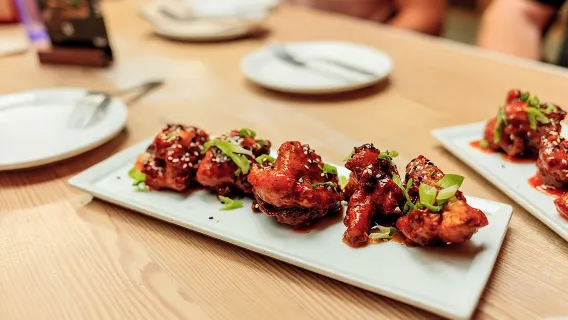 Tour gastronomico di Vancouver con 6 degustazioni di sushi, cioccolato e altro ancora