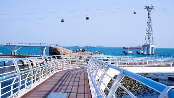 太宗台+海東龍宮寺+松島雲端步道+南浦洞一日遊【中文司機】