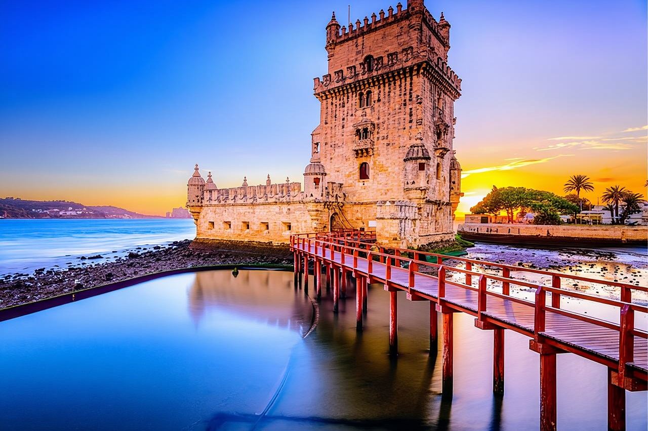 Private 4-stündige Stadtrundfahrt durch Lissabon mit dem Tuk-Tuk