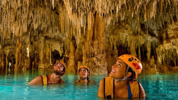 Xplor Tour dengan Rafting & Ziplining