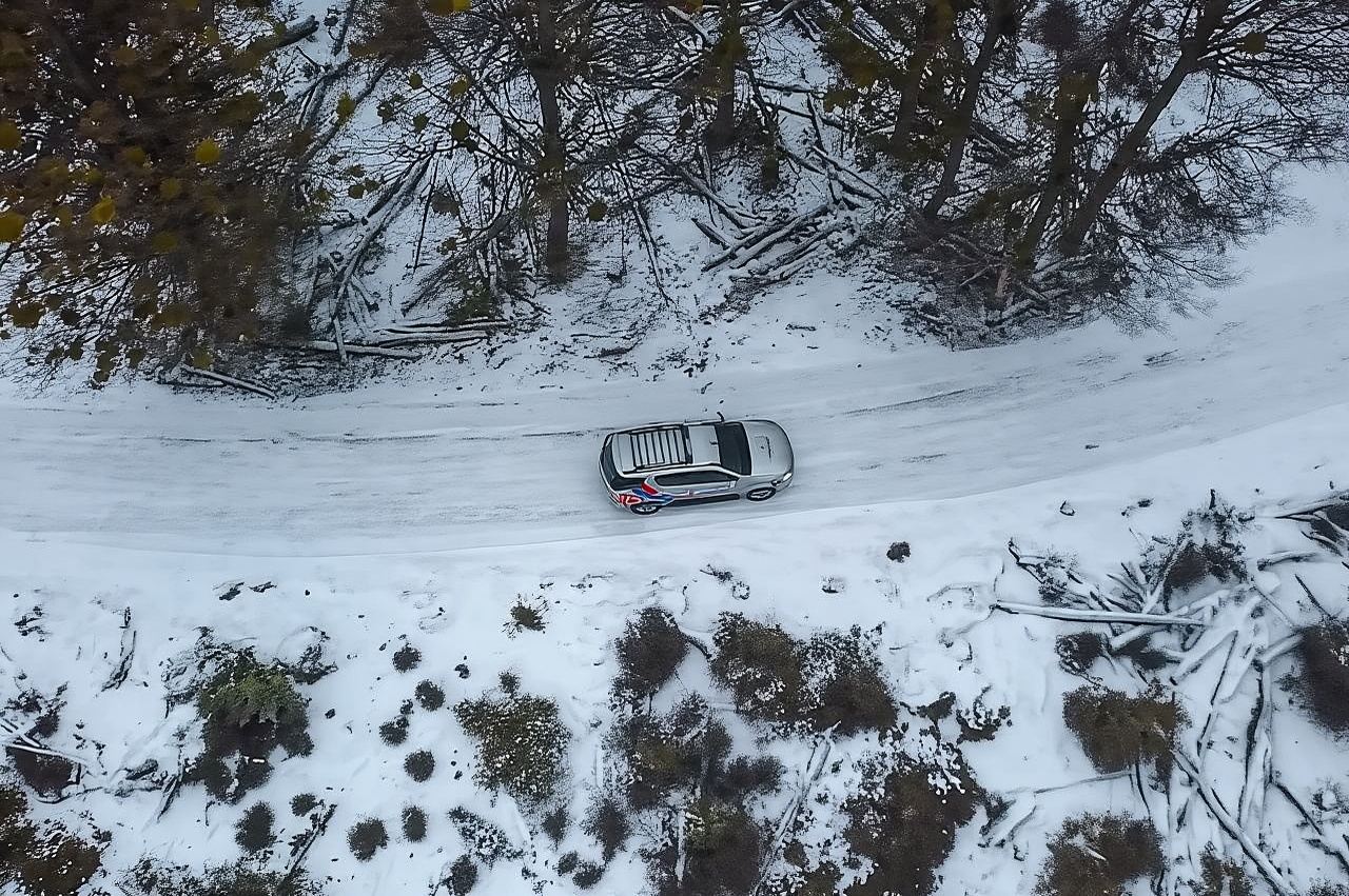 Offroad-Tour mit Allradantrieb und Mittagessen am Fagnano-See ab Ushuaia
