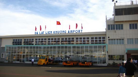 PRIVATE CAR LIEN KHUONG INTERNATIONAL AIRPORT (DLI) -DA LAT CENTER OR VICE VERSA