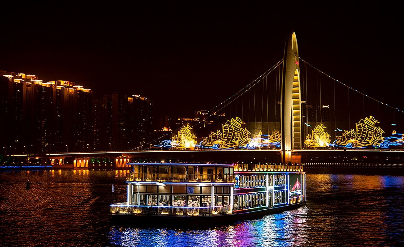 A must-do night cruise in Guangzhou! Pearl River Night Cruise (includes VIP outdoor seating & private transfer)