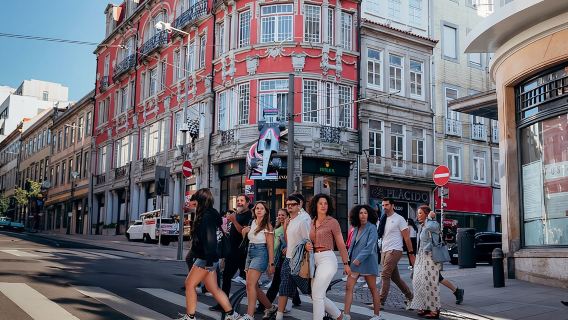 Alami Pesona Porto: Lawatan Berjalan Berpandu 3 Jam