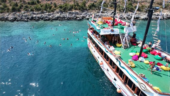 Sarande: Full-Day Louis Luxury Yacht Tour from Saranda