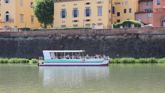Florence: Arno River Sightseeing Cruise with Commentary