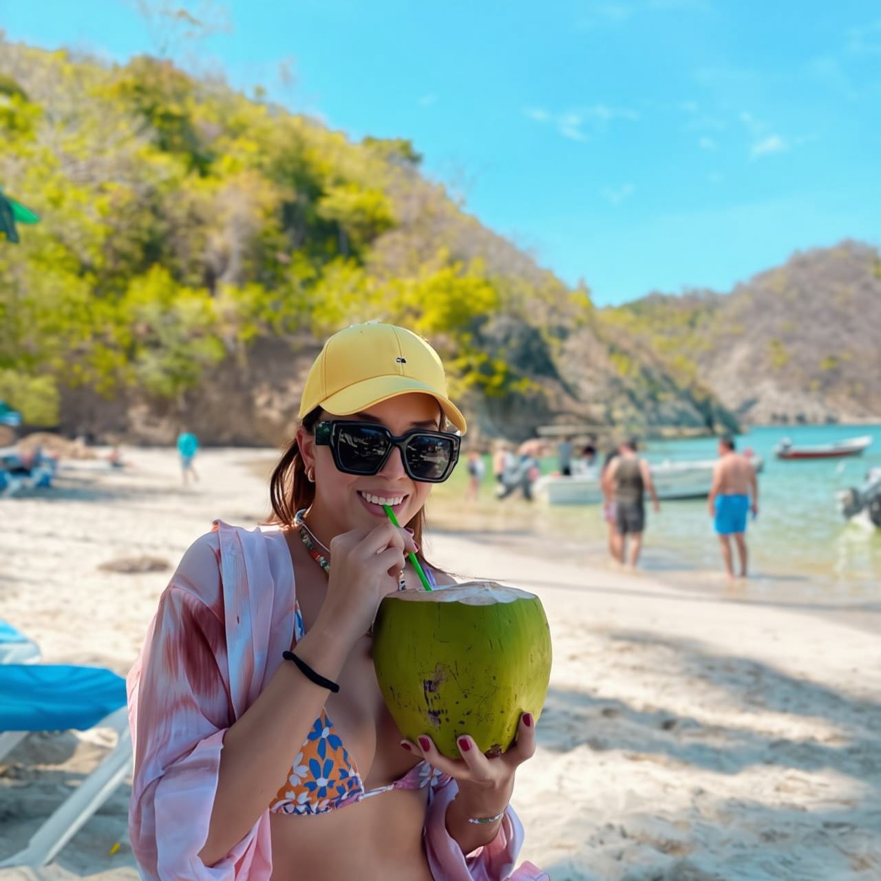 From Puntarenas: Isla Tortuga Speedboat Trip with Lunch