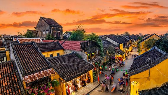 Glowing Hoi An - Explore the Ancient Town, Lantern Making, and Lantern Release Experience