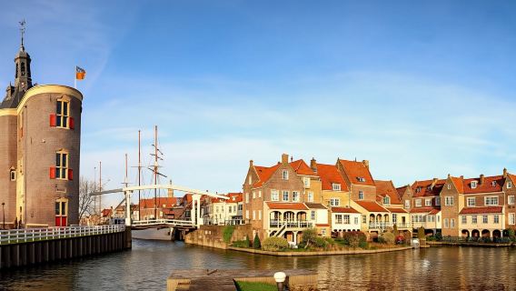 Self guided tour with interactive city game of Enkhuizen