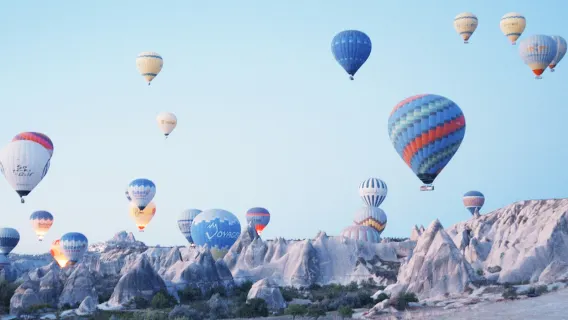 Hot air balloon ride in Turkey - Cappadocia hot air balloon experience 1-day tour - Goreme hot air balloon first flight