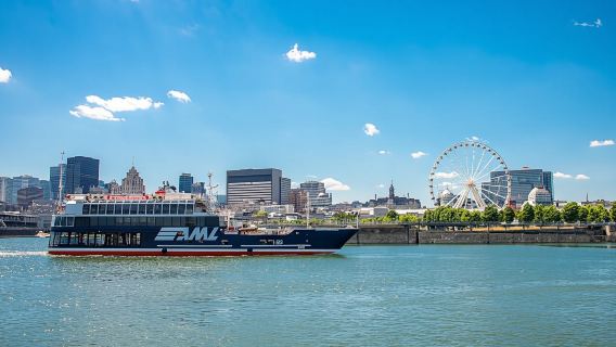 Guided cruise on the St. Lawrence River in Montreal