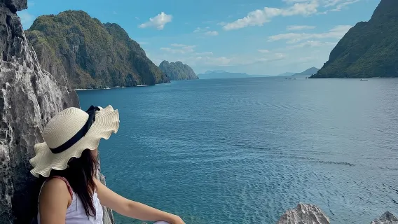 El Nido Tour C Hidden Beaches & Shrine 