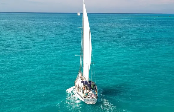 基韋斯特礁浮潛與帆船探險