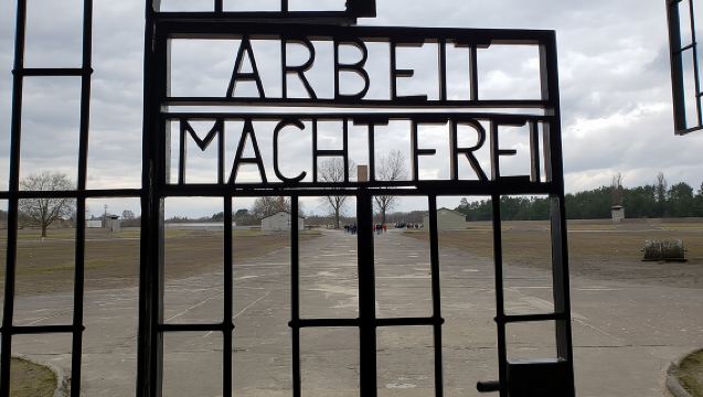 Private Minivan Tour to Sachsenhausen Concentration Camp