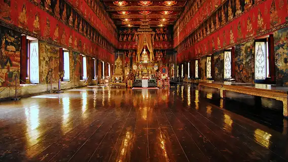 原創◆曼谷國家博物館+丹嫩沙多水上集市+美功鐵道市場一日遊