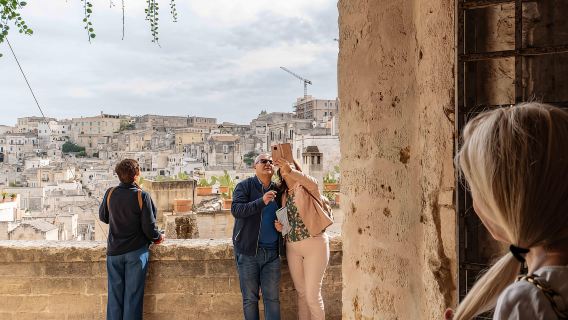 Tour und Transfer von Bari nach Alberobello und Matera