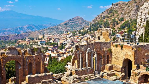 Taormina: Roundtrip Transfer from Messina